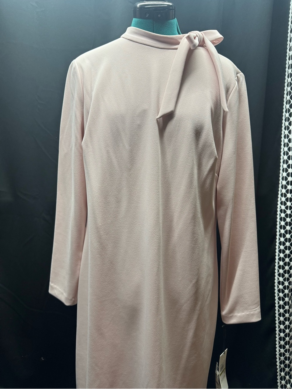 Calvin Klein Long Sleeve Bow-Neck Shift Dress in Pale Pink